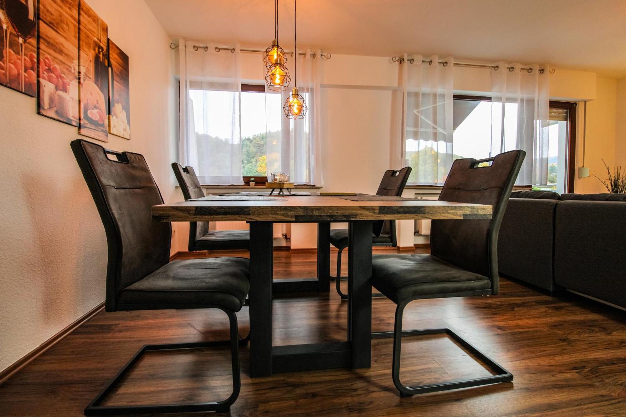 Moderne Fewo Sky Netflix Terrasse Burgblick Boxspringbett Waschtrockner Bullay Extérieur photo